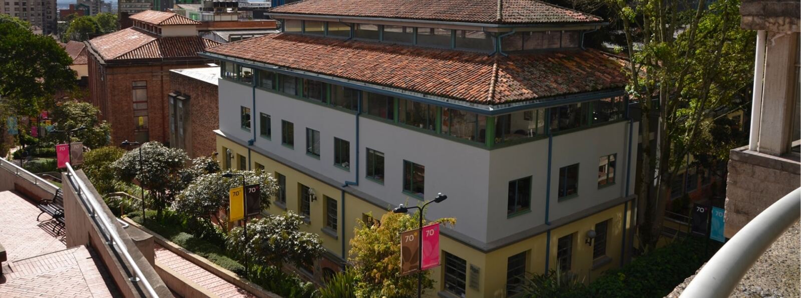 Encabezado Facultad