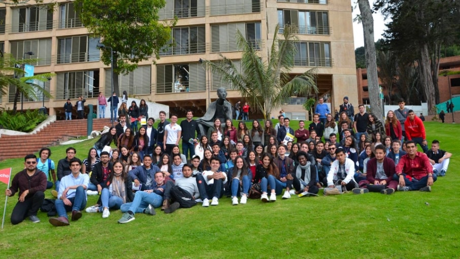 equipo facultad de Derecho Uniandes